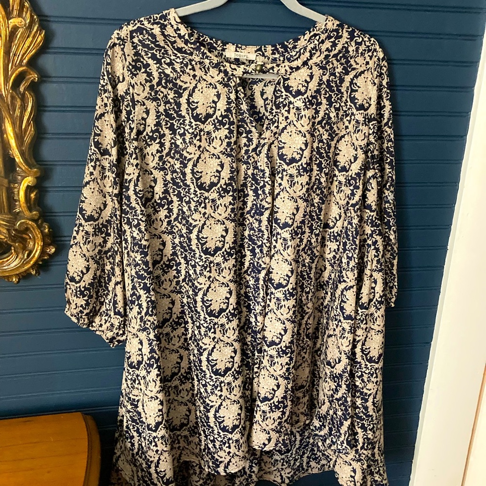 Jodifl Hi-lo Tunic Top Navy/khaki size Small